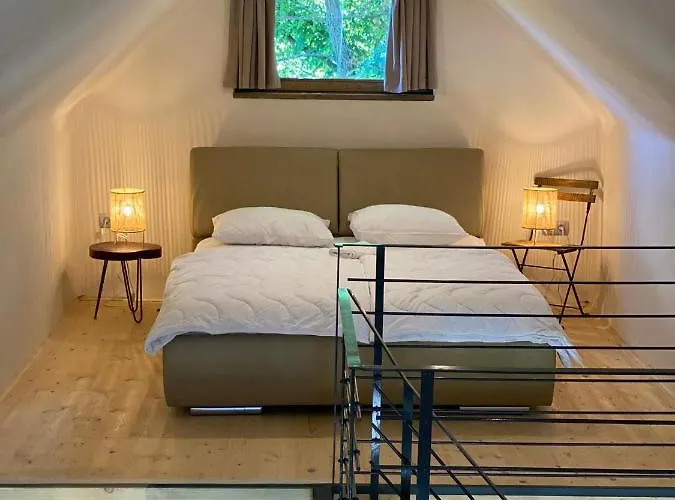 Goricke Ize 假日公园 *